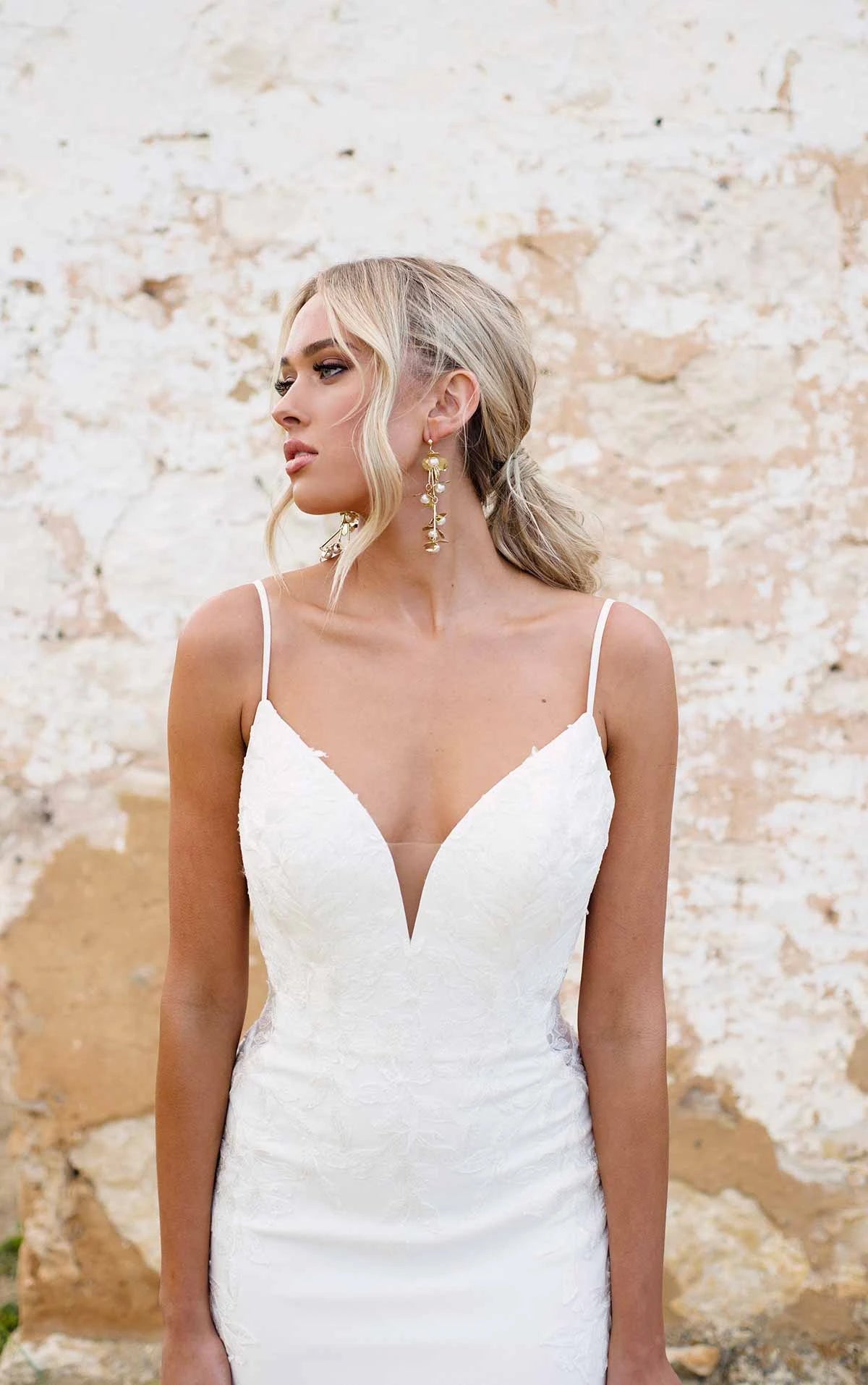 D3263 Essense of Australia | Philly Bridal