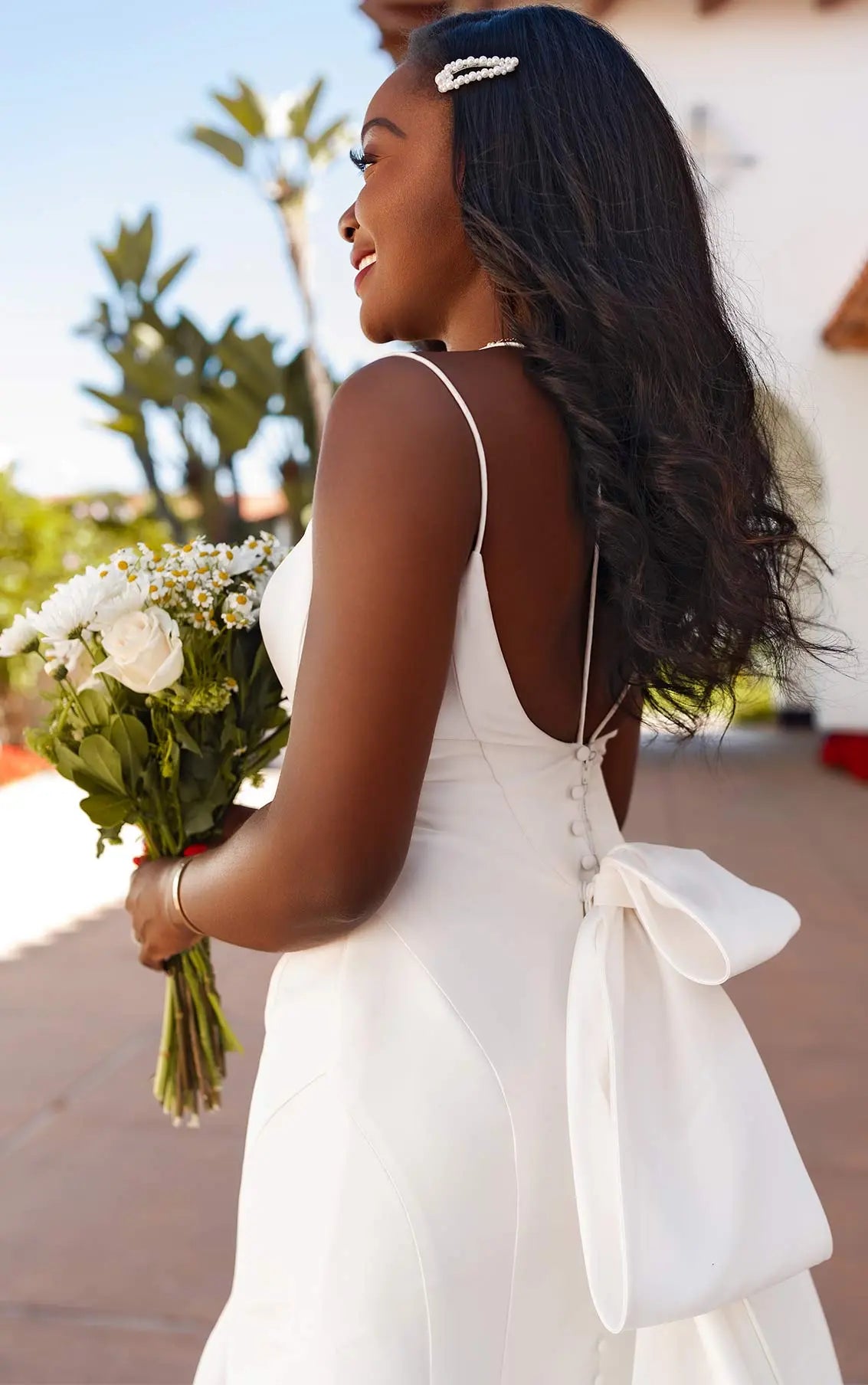 Classic Silhouette Wedding Dresses D3404 | Philly Bridal