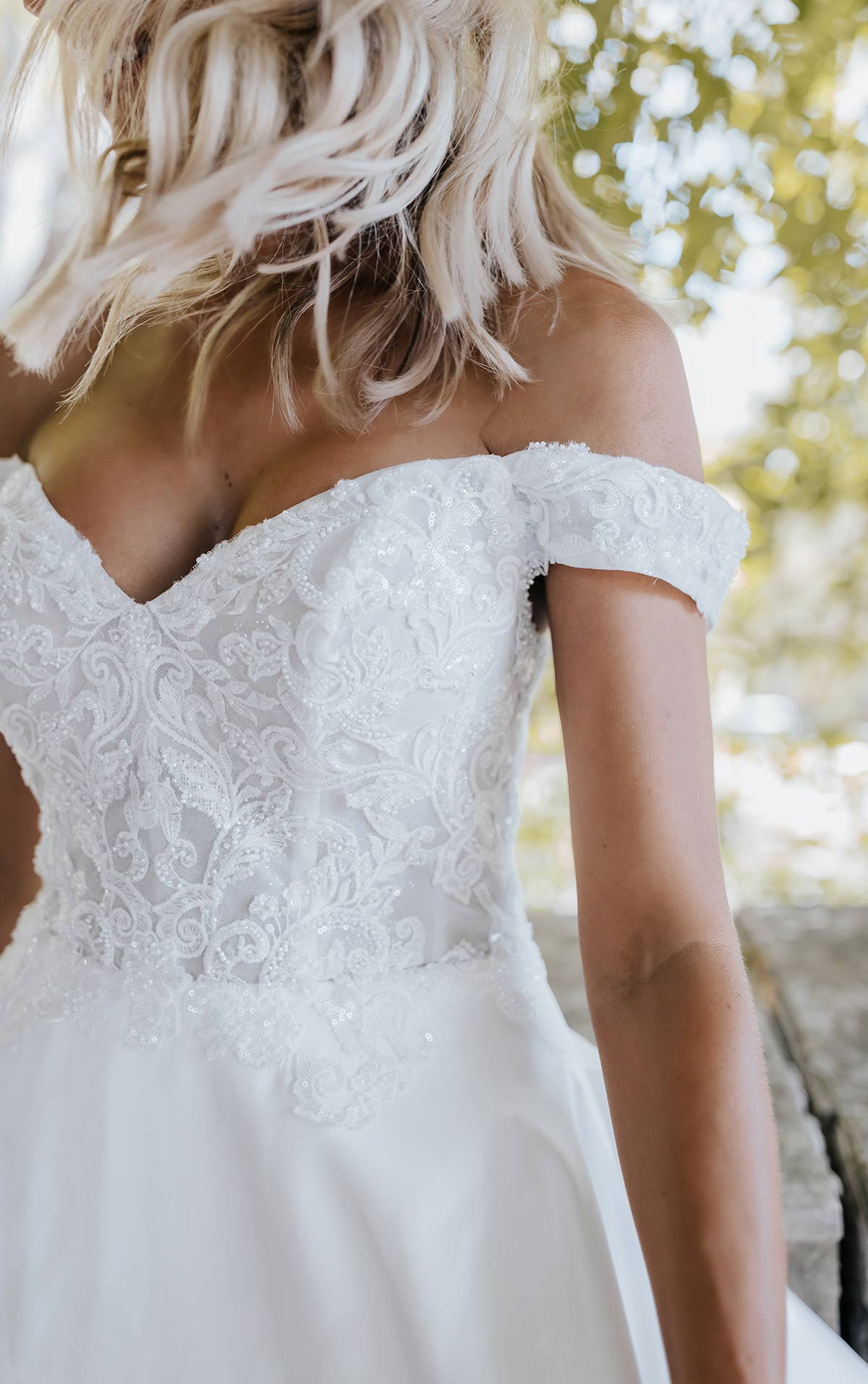 D3565 Essense of Australia Sparkly Silk Ballgown Wedding Dress With Sweetheart Neckline | Philly Bridal