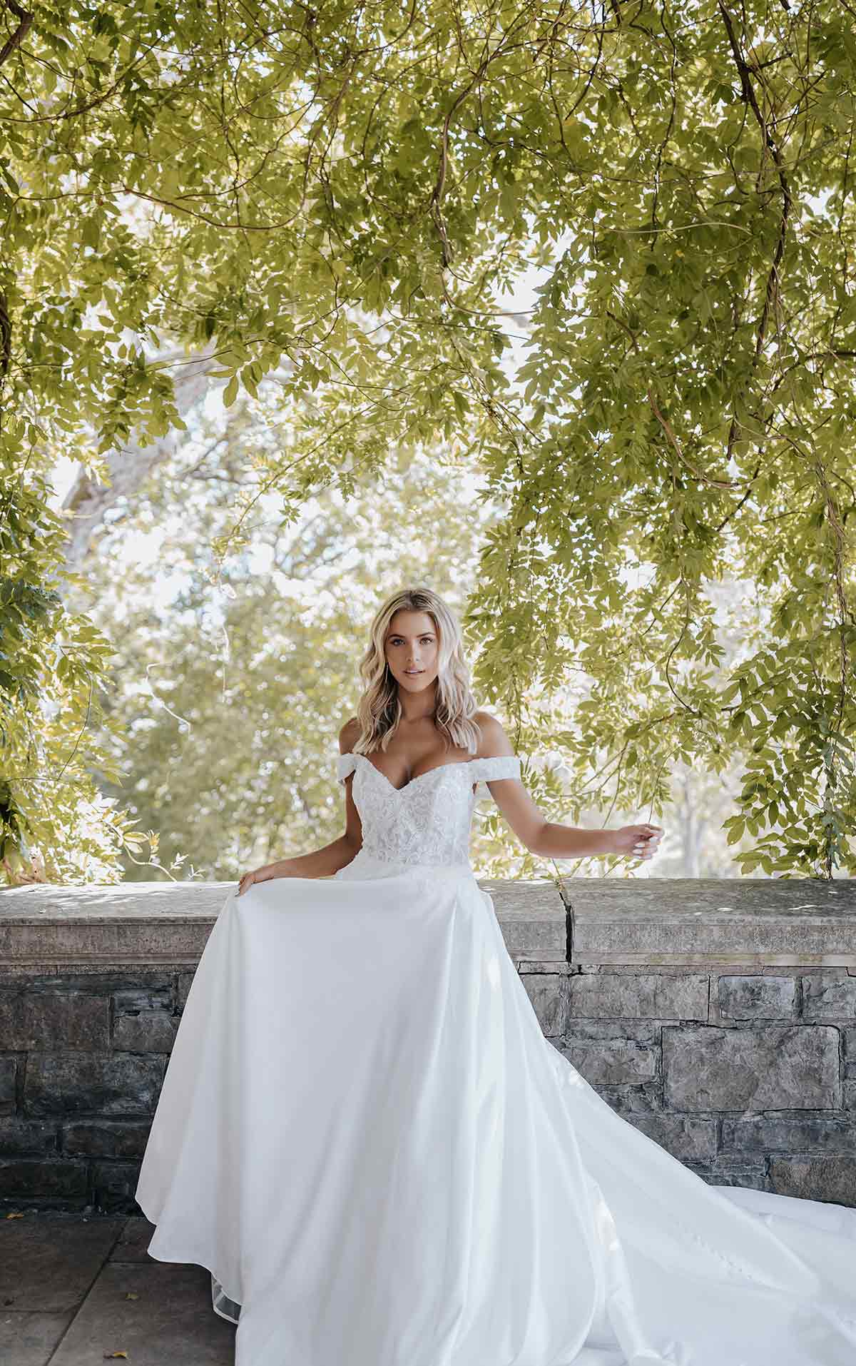 D3565 Sparkly Silk Ballgown Wedding Dress With Sweetheart Neckline | Philly Bridal