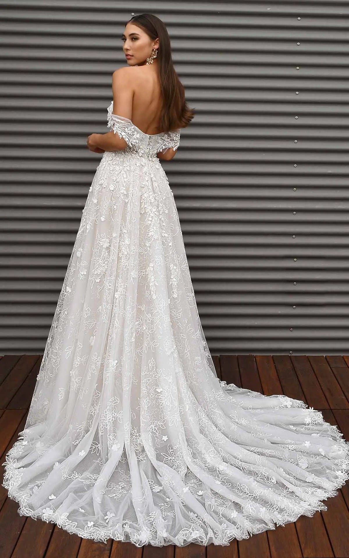 Elegant Lace Sweetheart Wedding Dress | Philly Bridal