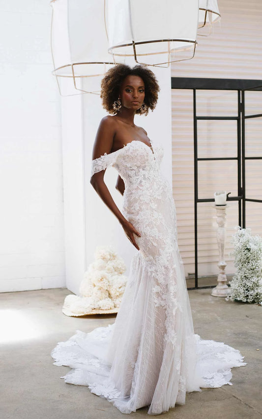 Plus Size Wedding Dress D3253 by Essense of Australia | Philly Bridal