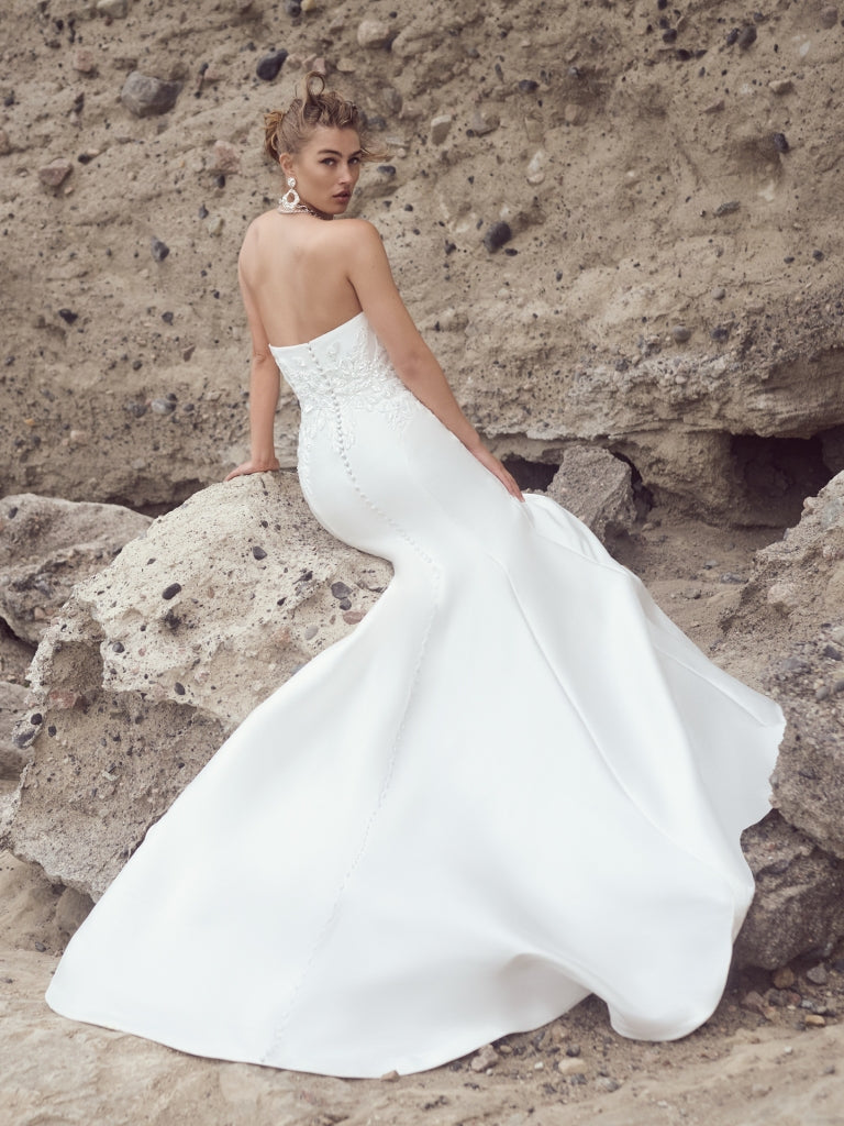 23SW126A01 MAGGIE SOTTERO