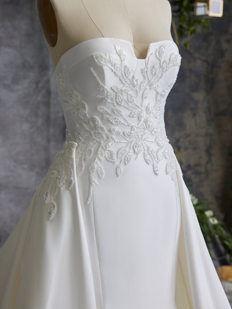 ITALIANA LANE DETACHABLE TRAIN MAGGIE SOTTERO