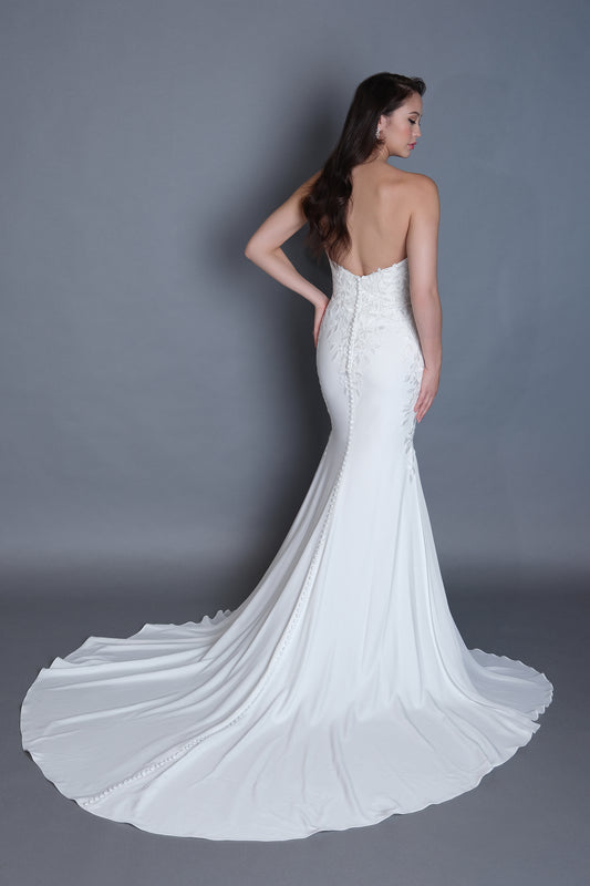 44381 SINCERITY BRIDAL